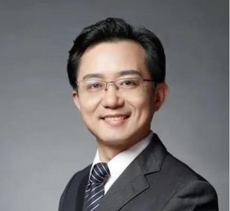 8月7日 法国凯致商学院Kedge Blended MBA《企业数字化转型中的领导力塑造》
					